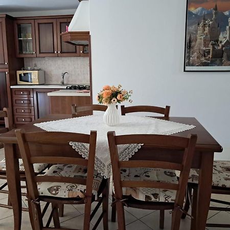 Appartamento Joanna Nurachi Bagian luar foto