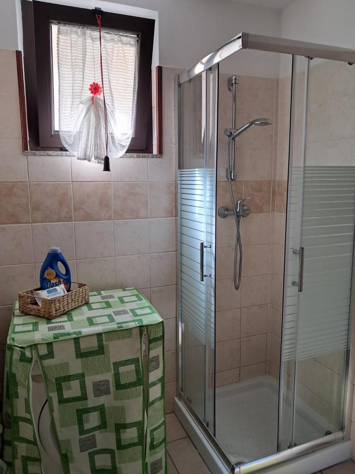 Appartamento Joanna Nurachi Bagian luar foto