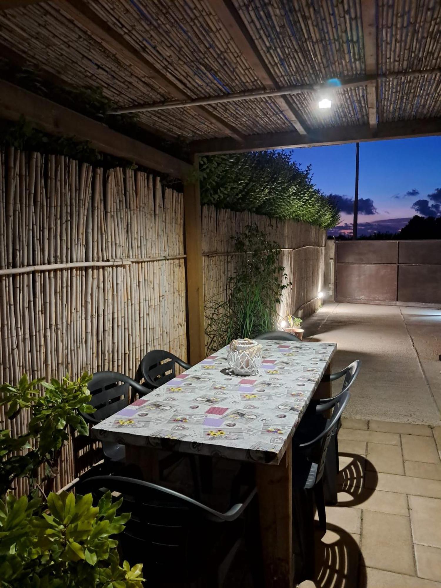 Appartamento Joanna Nurachi Bagian luar foto