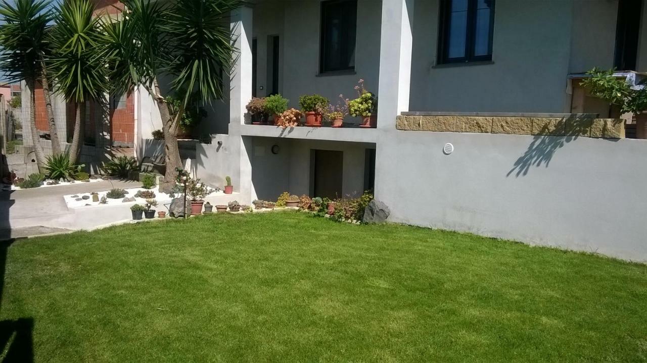 Appartamento Joanna Nurachi Bagian luar foto