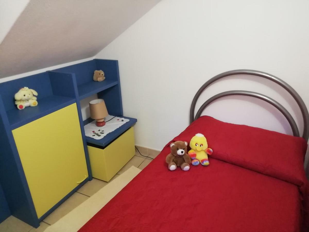 Appartamento Joanna Nurachi Bagian luar foto
